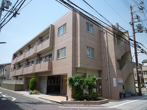 アルシェ高槻の外観