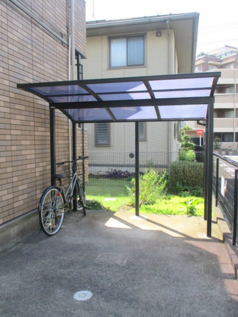 レジデンスのその他共用部分|屋根付き駐輪場