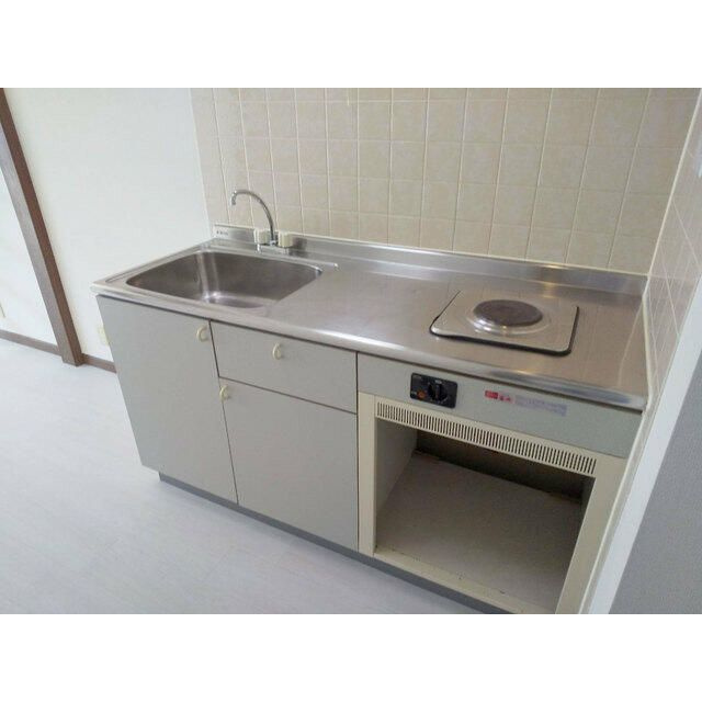 フロンティアⅠＡ棟のキッチン
