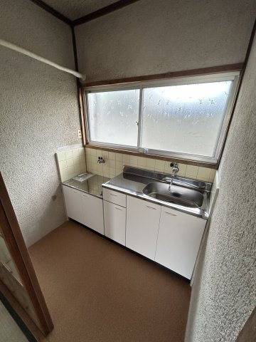 富田林市山中田アパートのキッチン