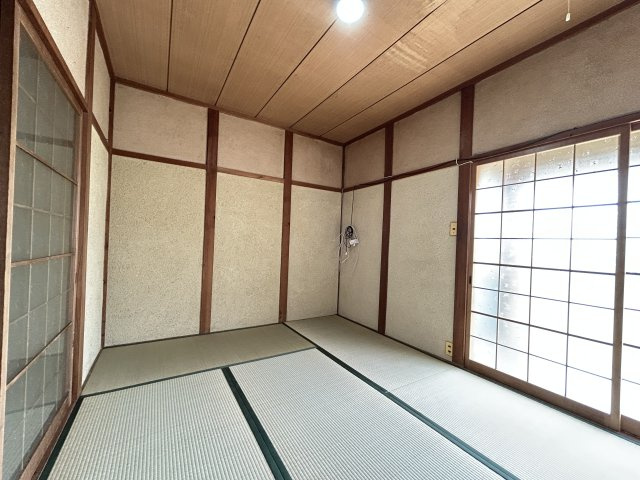 富田林市山中田アパートの寝室