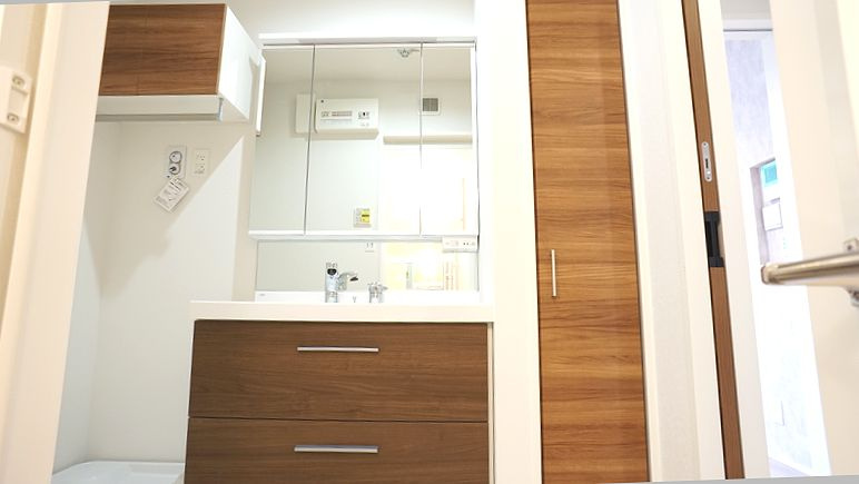 アルシアグランデ三軒茶屋　新築　断熱等性能等級5　ホテルライク仕様の独立洗面台
