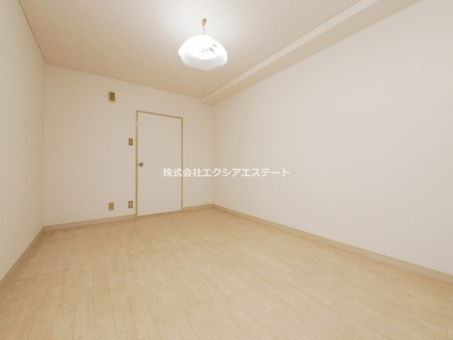 住吉パークハイツの居間・リビング