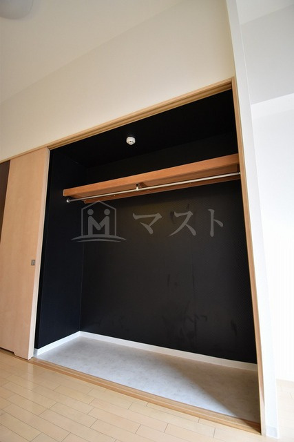 セレニテ日本橋の収納|※建物内別間取参考写真