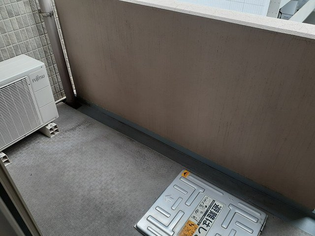 お洗濯にも便利なバルコニー付き