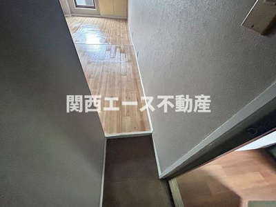 【玄関】 | シャトレ小阪