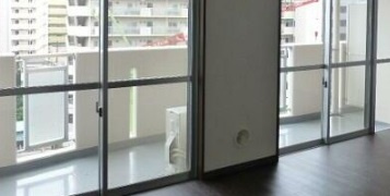 アーバンパーク柏のバルコニー|お洗濯にも便利なバルコニー付き