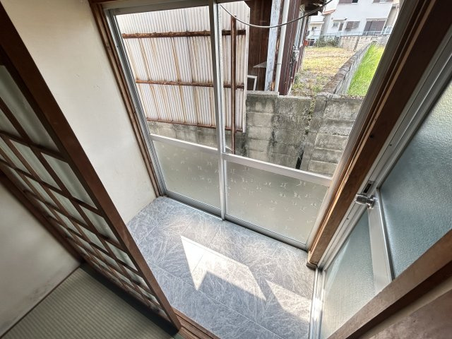 富田林市山中田アパートのバルコニー