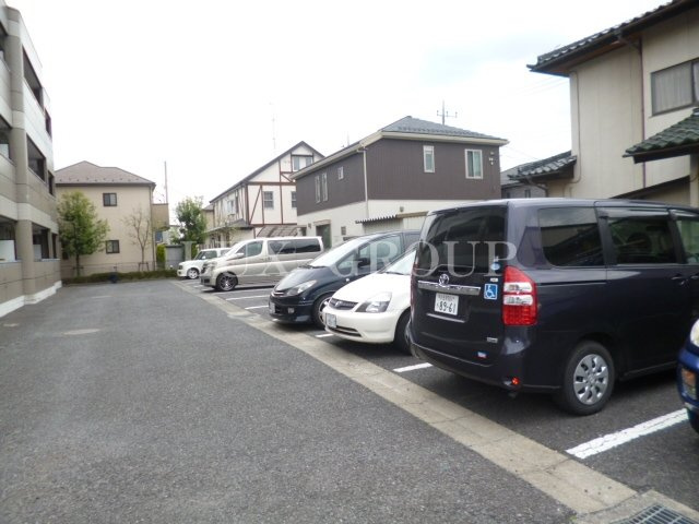 【駐車場】 | メゾン・ユングフラウ