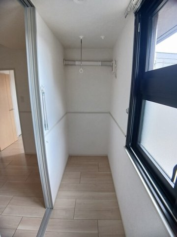 【内装】 | ヴンダーバール | 内装は落ち着いています