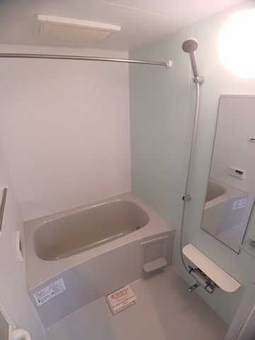 【浴室】 | アムール　Ｅ棟 | コンパクトで使いやすいお風呂です