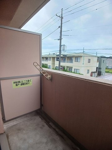 【バルコニー】 | Ｃａｓａ　Ｓｙｕｎｓｕｉ | お洗濯にも便利なバルコニー付き