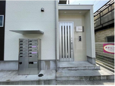 【エントランス】 | リーヴェルポート大森本町Pillia