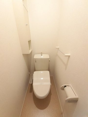 【トイレ】 | ラ・セーヌ | 落ち着いたトイレです