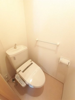 【トイレ】 | ヴィラ　ハーティ | シンプルで使いやすいトイレです