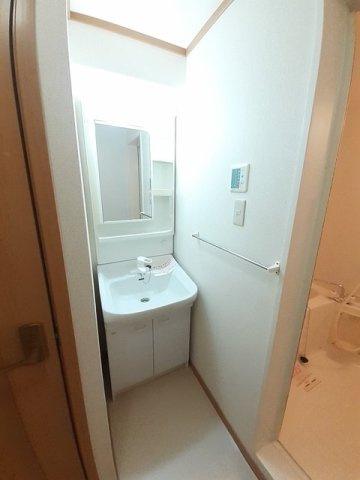 サニーリブの洗面所|忙しい朝には欠かせない洗面所です