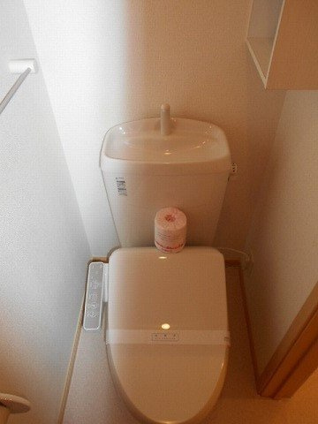 【トイレ】 | カサブランカ　Ｂ | コンパクトで使いやすいトイレです