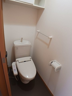 【トイレ】 | グレイス　ＹＯＵ　Ⅱ | ゆったりとした空間のトイレです