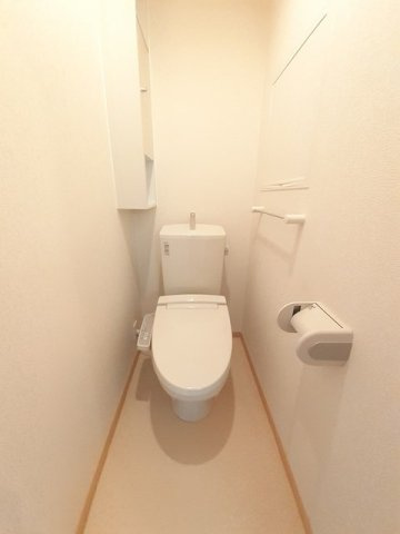 【トイレ】 | アルディエンテ | ゆったりとした空間のトイレです