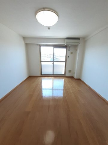 【内装】 | Ｓｍａｌｌ　Ｌｕｘｕｒｙ | 過ごしやすい室内です