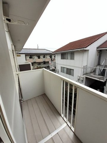 【バルコニー】 | ニューエルディム三光Ｂ | 落ち着いた時間を過ごせるバルコニーです