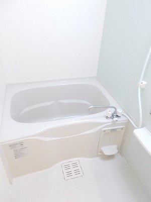 【浴室】 | ハピーライフ平田 | 日々の疲れを癒すお風呂付です