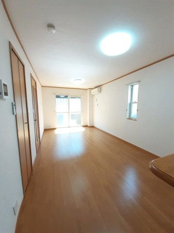 【内装】 | プリムローズＡ | 過ごしやすい室内です