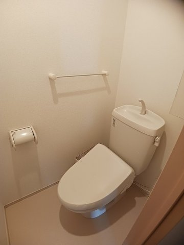 サンパティークのトイレ|コンパクトで使いやすいトイレです