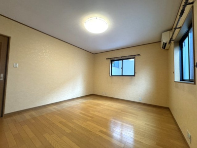 【洋室】 | 小山西元町貸家