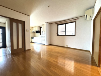 【居間・リビング】 | 小山西元町貸家