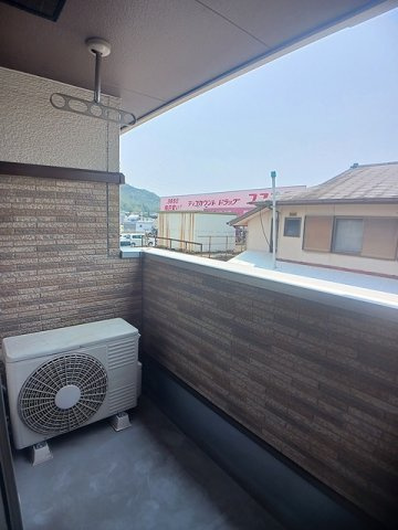 【バルコニー】 | ＬＡＶＥＲＴ | バルコニー付きです