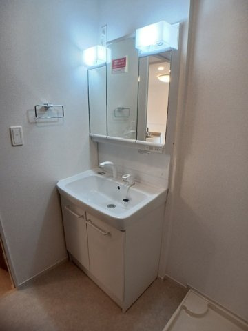 【洗面所】 | エスポワール昴Ｂ | 使いやすい洗面所です