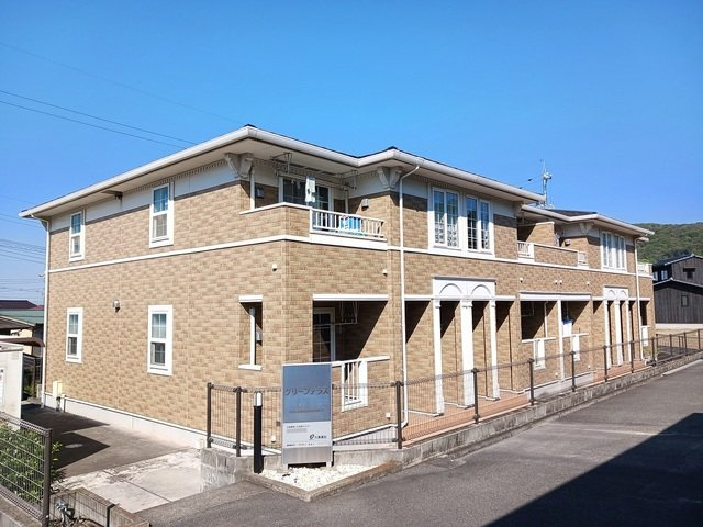【外観】 | グリーンテラス | 外はこのようになっています