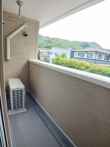 【バルコニー】 | ハーモニーツネヤマ | 暖かな日差しのふりそそぐバルコニー