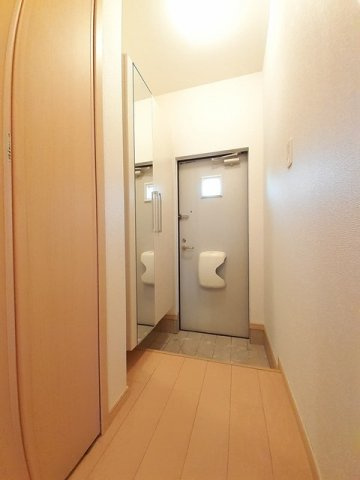 メローライフＡの玄関|落ち着いた玄関です