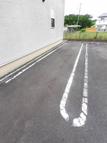 サンライズフェアスカイの駐車場|駐車場があります