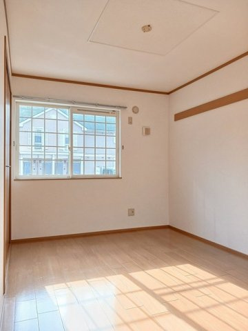 ジュネスコートＴのその他
