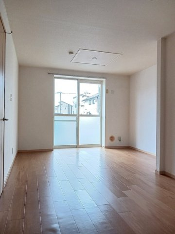 【居間・リビング】 | ニューエルディム貴船３ | 居間です