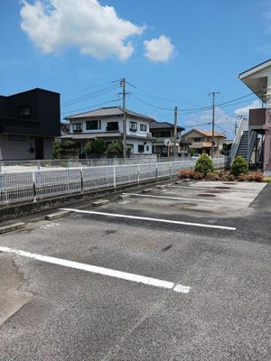 【駐車場】 | サンヴィレッジ邑久 | 駐車場があります