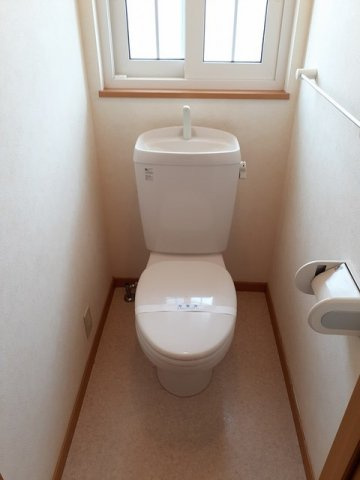 【トイレ】 | サンライズＴ　Ｃ棟 | 落ち着いたトイレです