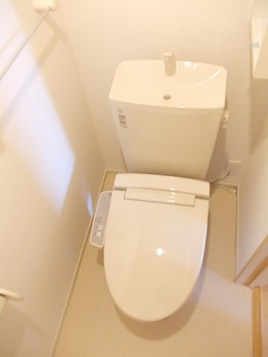 【トイレ】 | ベルシャトレ | トイレもきれいです