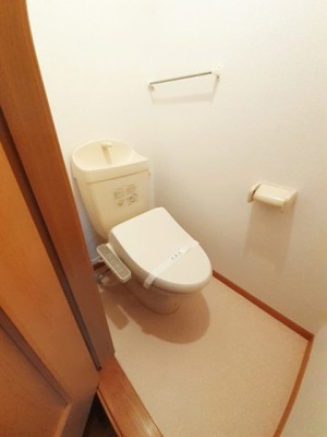 【トイレ】 | ヴィラ　フォーレスト　Ｂ | シンプルで使いやすいトイレです