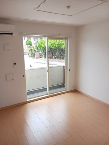 【内装】 | ベルコリーヌ | 内装は落ち着いています