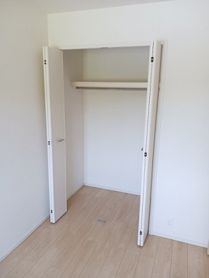 【収納】 | プレステージ花ずいＥ | 小物を収納するのに便利です