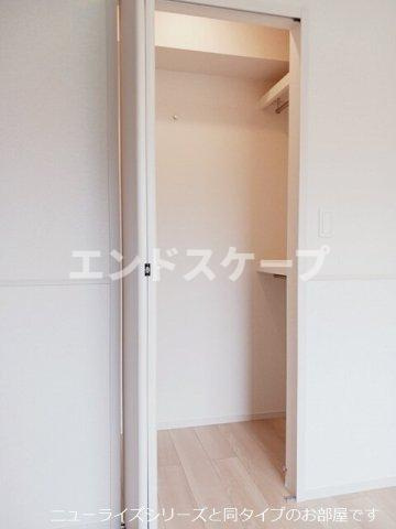 カレント　レジデンス　下増田Ⅱの収納|高崎、前橋のお部屋探しはエンドスケープまで！お客様の理想お聞かせ下さい♪