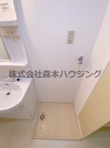 【設備】 | 　住道ファーストハイツ | 室内洗濯機置き場です