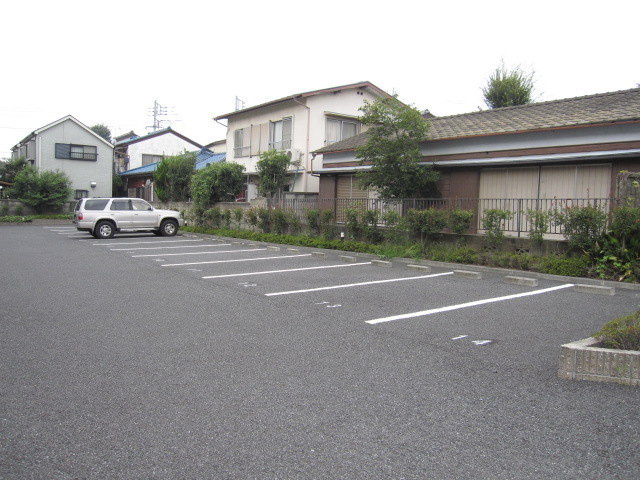 アステイオンⅤの駐車場|★敷地内駐車場あり★
