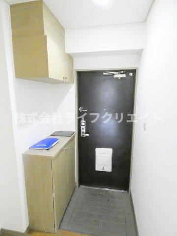 メゾン・ユングフラウの玄関