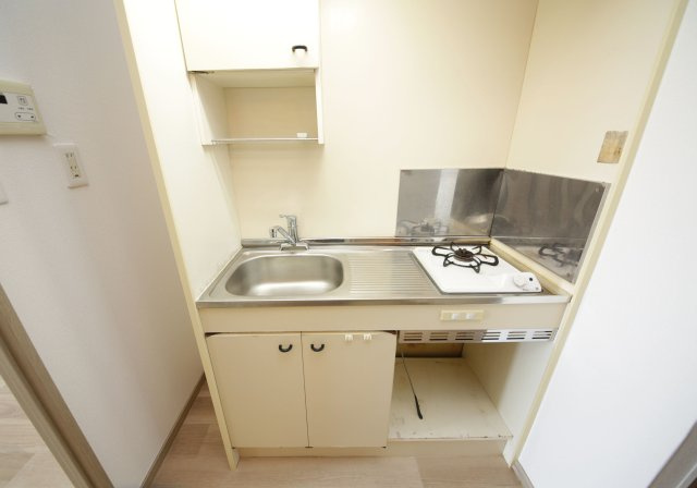 マイキャッスルSのキッチン|別部屋同間取りのお写真となります。参考にご覧くださいませ。