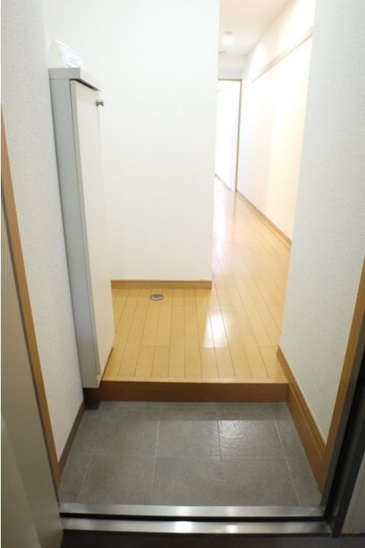 【玄関】インベスト川崎 
